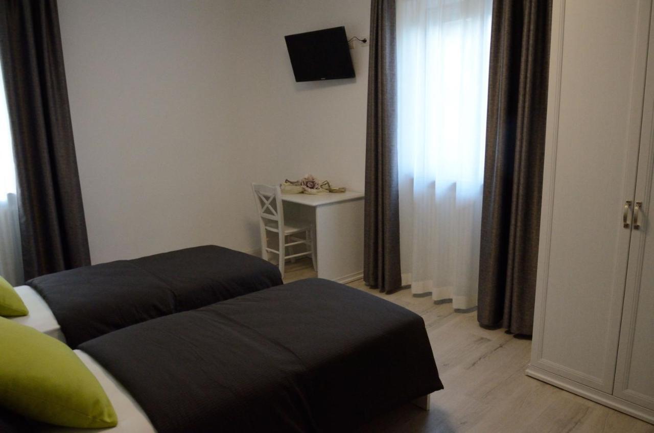 Al Trifoglio Bed & Breakfast Campodenno Bagian luar foto