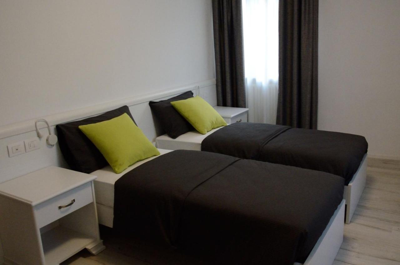Al Trifoglio Bed & Breakfast Campodenno Bagian luar foto