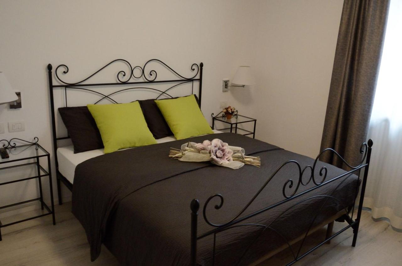 Al Trifoglio Bed & Breakfast Campodenno Bagian luar foto
